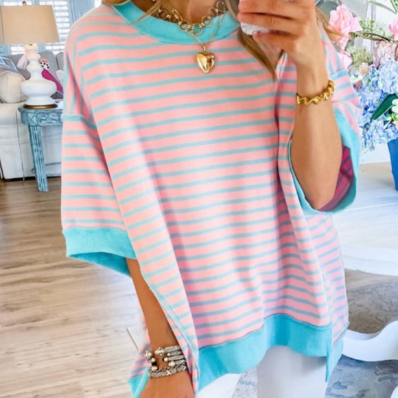 Tops - NWT Lean On Me Oversized Exposed Seam Pink Stripe Top L (12-14)